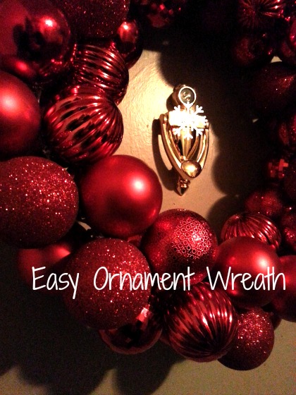 SwankyLuv: Easy Ornament Wreath